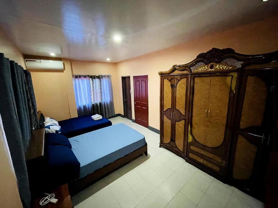 B1 - Spacious 3Br House With Netflix, Fiber Wifi, Parking, Balcony Apartment Cagayan de Oro Bagian luar foto