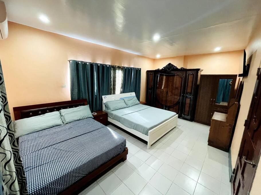 B1 - Spacious 3Br House With Netflix, Fiber Wifi, Parking, Balcony Apartment Cagayan de Oro Bagian luar foto