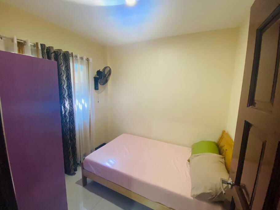 B1 - Spacious 3Br House With Netflix, Fiber Wifi, Parking, Balcony Apartment Cagayan de Oro Bagian luar foto